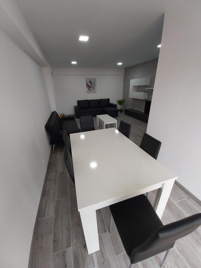 Patio Da Rocha Apartment ปอร์ติเมา ภายนอก รูปภาพ