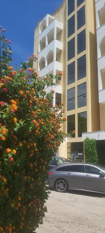 Patio Da Rocha Apartment ปอร์ติเมา ภายนอก รูปภาพ